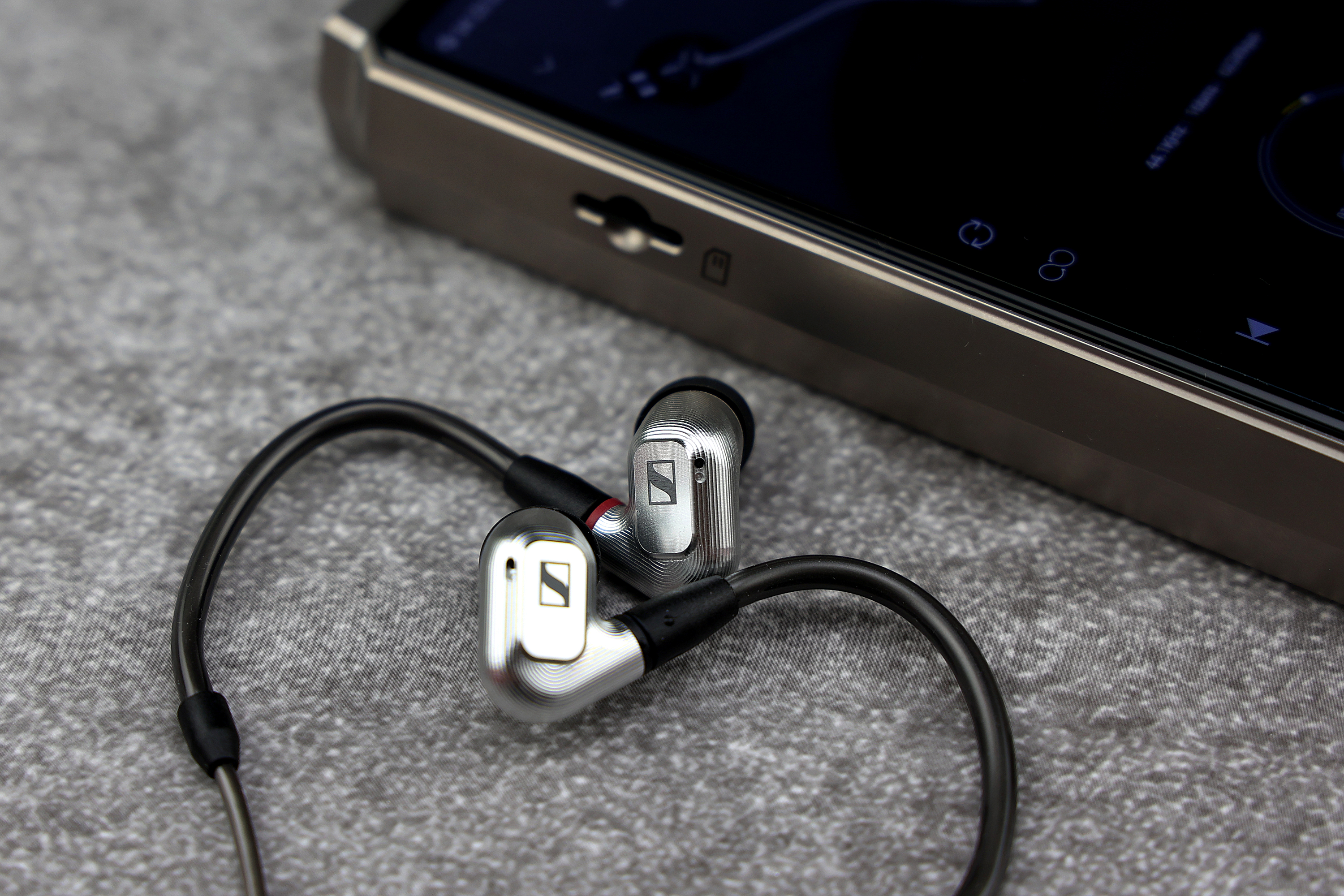 森海塞尔ie900深度评测,森海塞尔ie900对比森海塞尔hd800s