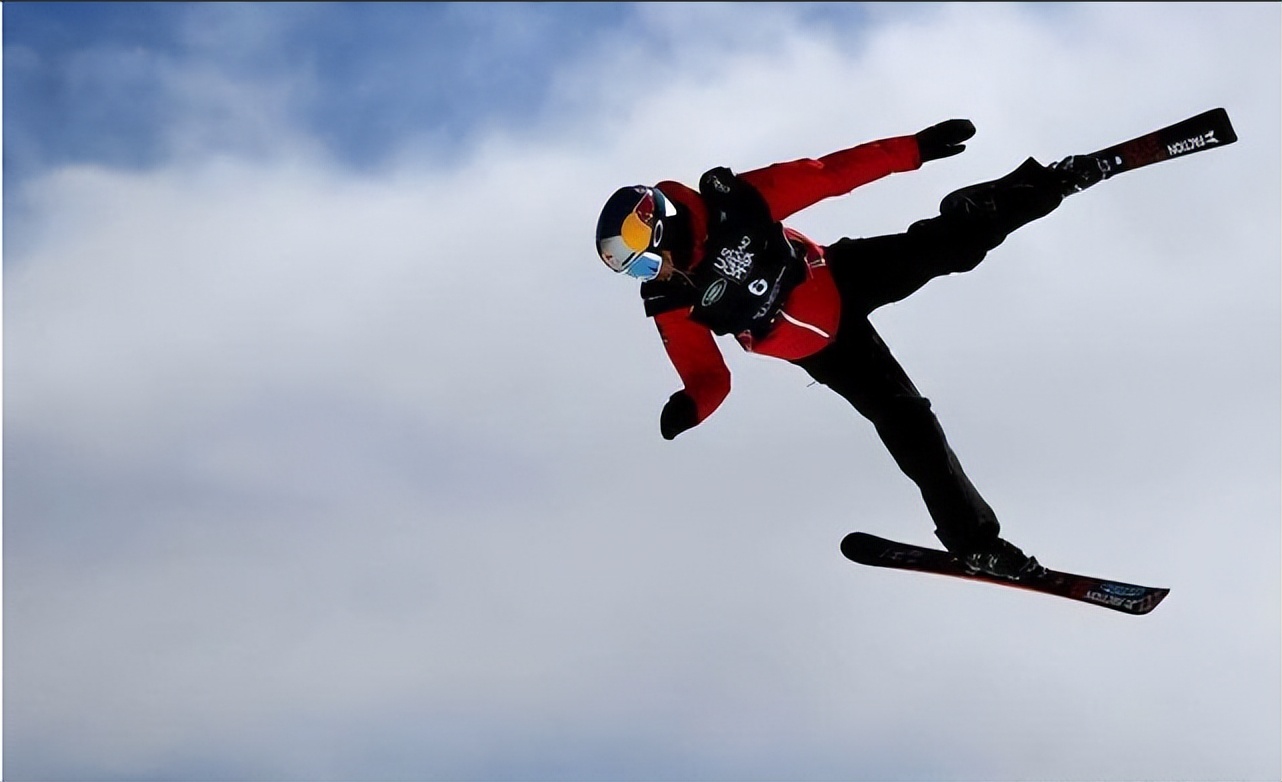 从国民女爱豆到被嘲,从全民女神到被骂