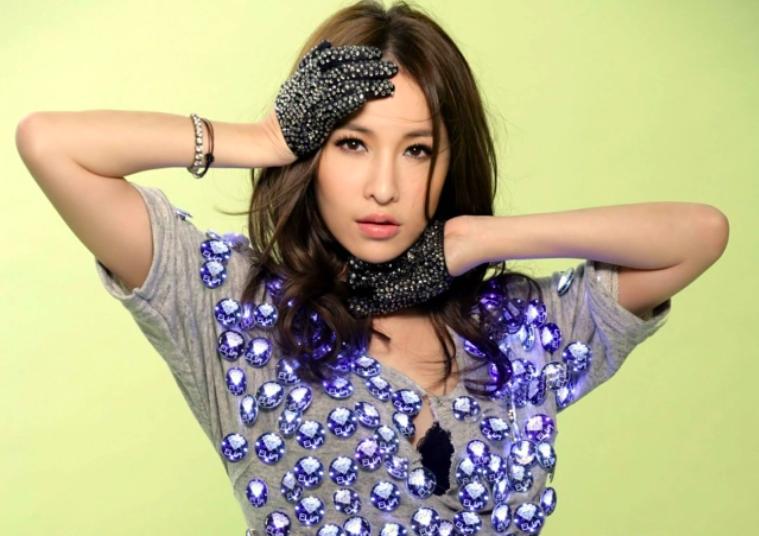 19岁当爸,19岁当爸爸的球星