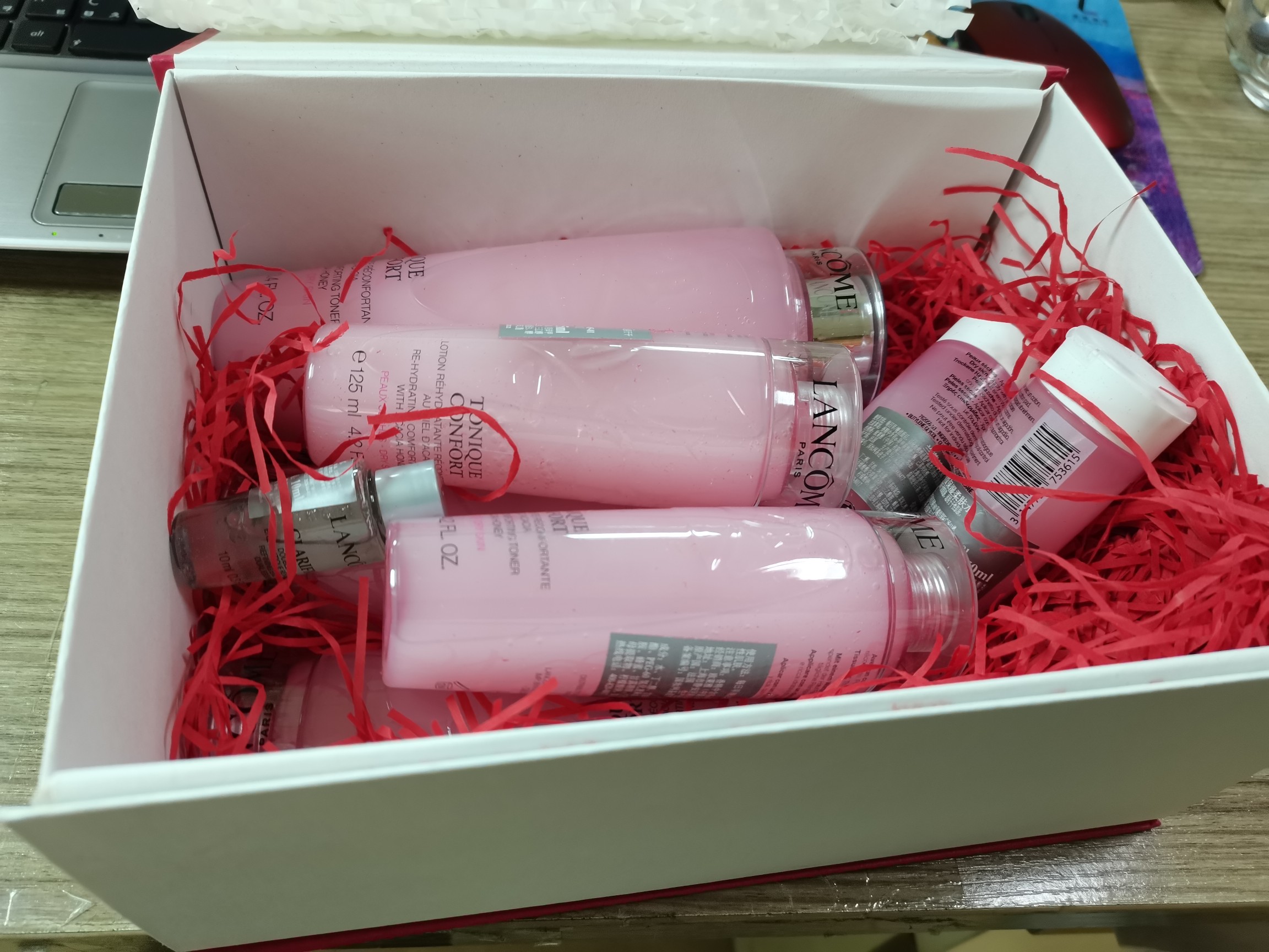 兰蔻大粉水怎么从五个维度去介绍,兰蔻粉水蓝水适合什么肤质