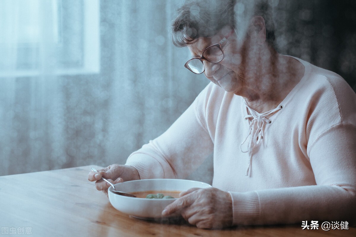 老年人不愿意吃饭没有食欲怎么办,人是铁饭是钢不好好吃饭怎么行