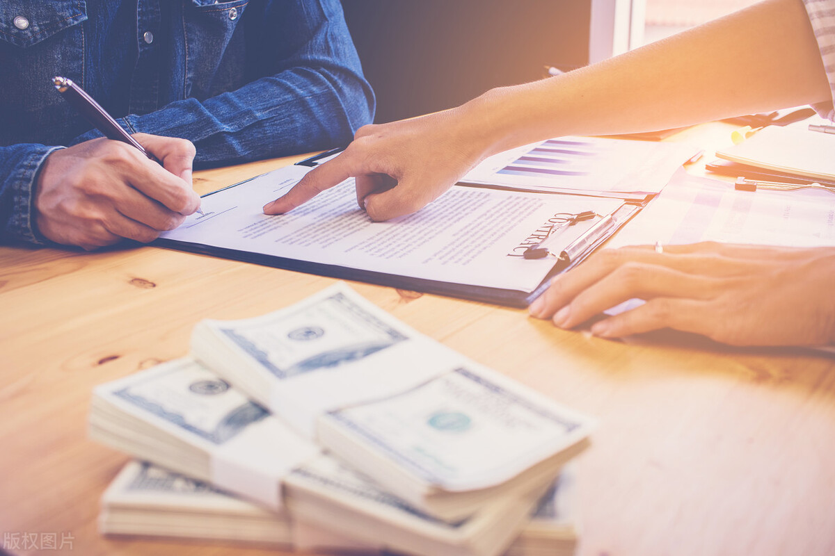 银行泄露客户隐私,银行泄露客户个人隐私