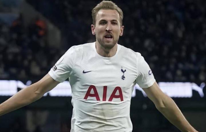 曼联对阵热刺三比二赛后,曼联vs曼城大战一触即发