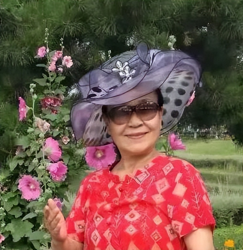 三十年前丝绸缎被面价格,老缎子被面值钱吗