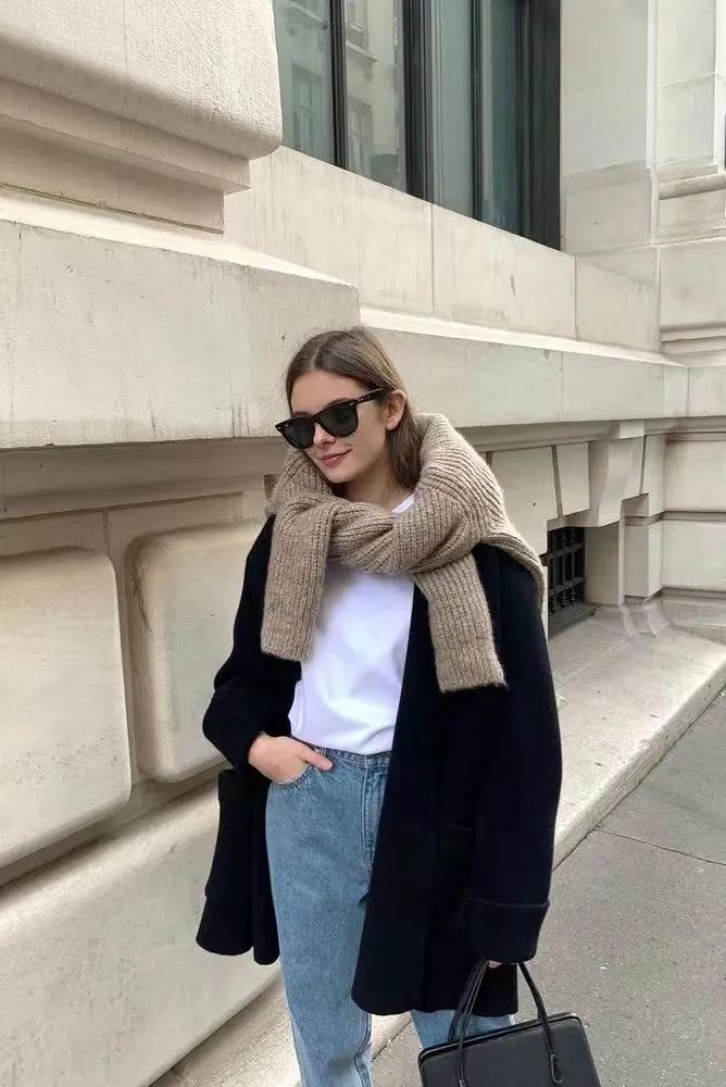 冬天搭配棉衣围巾系法,冬天比较惊艳的穿搭围巾