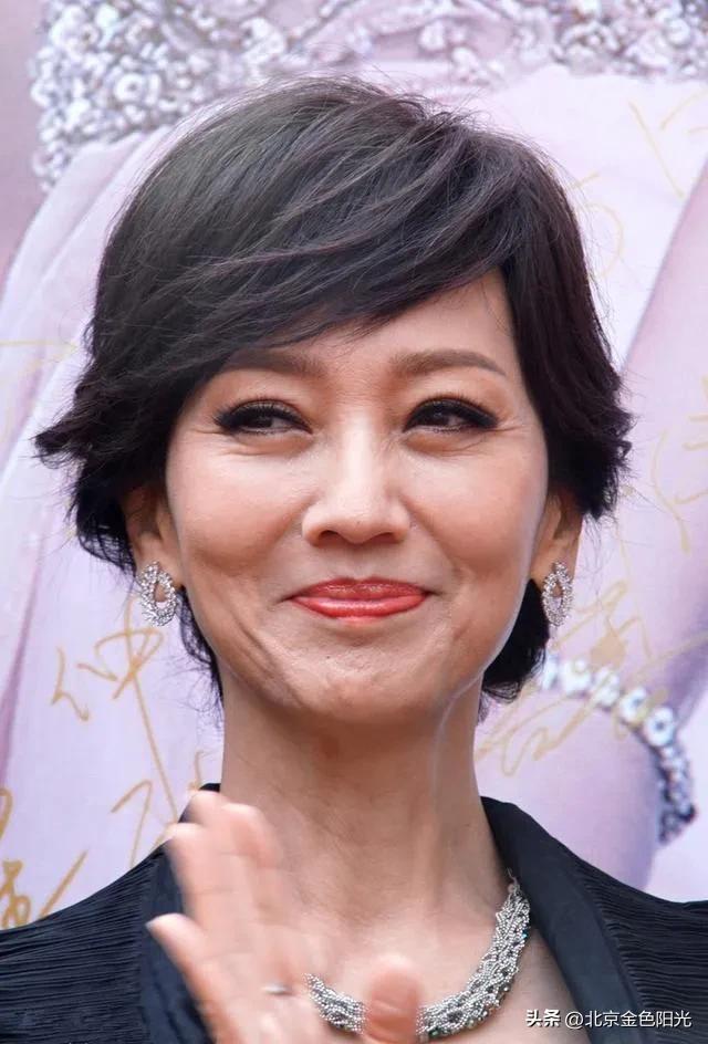 香港女演员赵雅芝个人资料,老演员赵雅芝照片