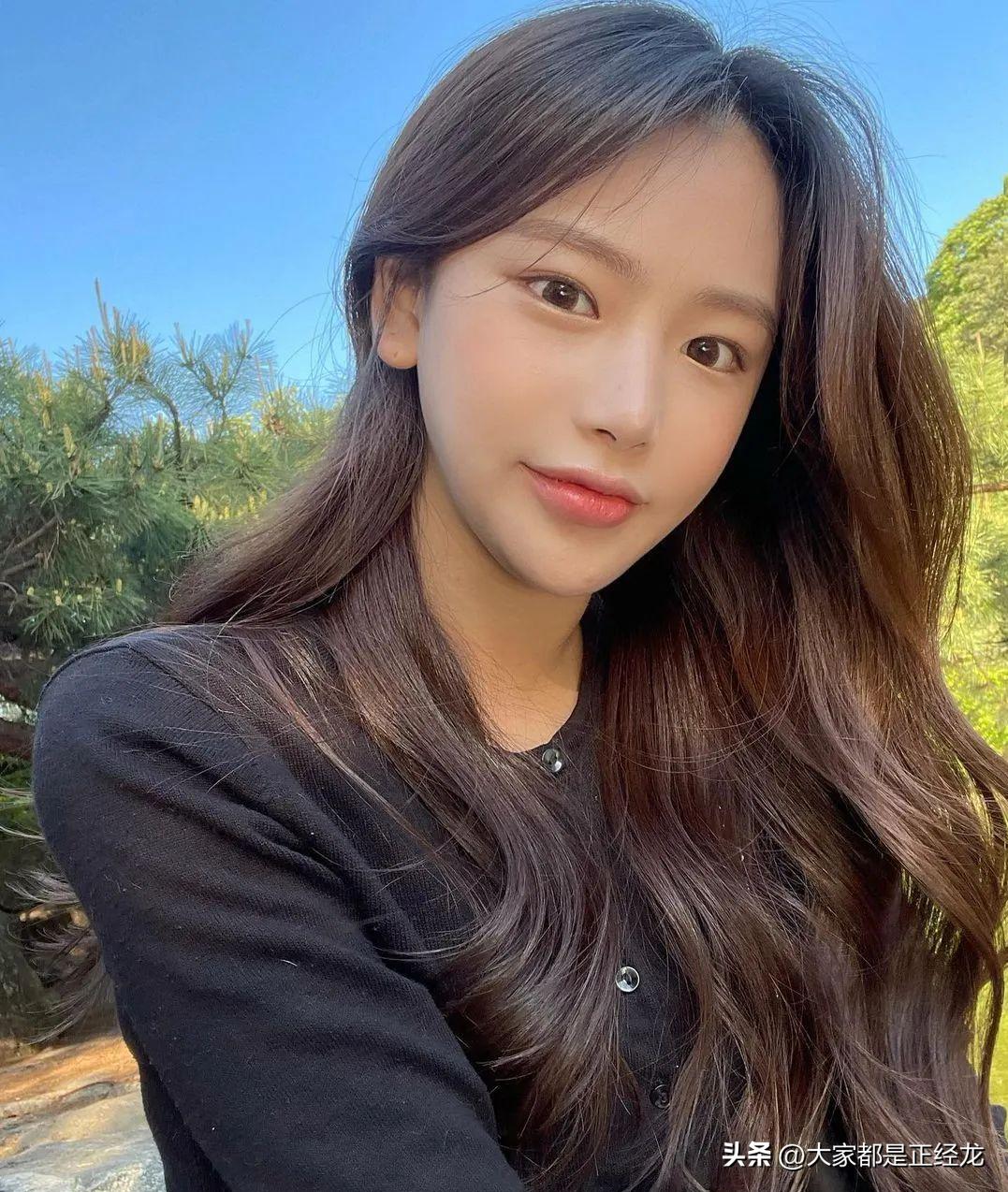 【ins推荐】韩国妹子jaeheeng，身材性感的大长腿美女模特