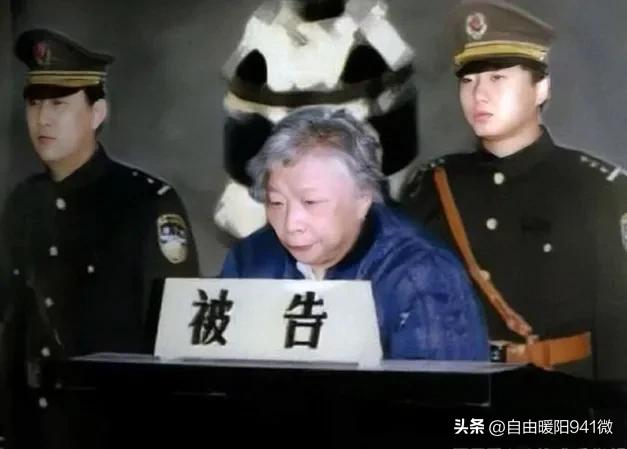 庙小官小权大，车管所所长查贵今的40本艳色情史日记