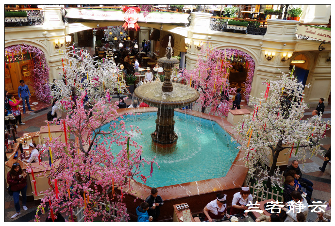 俄罗斯有名的商场有哪些,莫斯科古姆百货地址