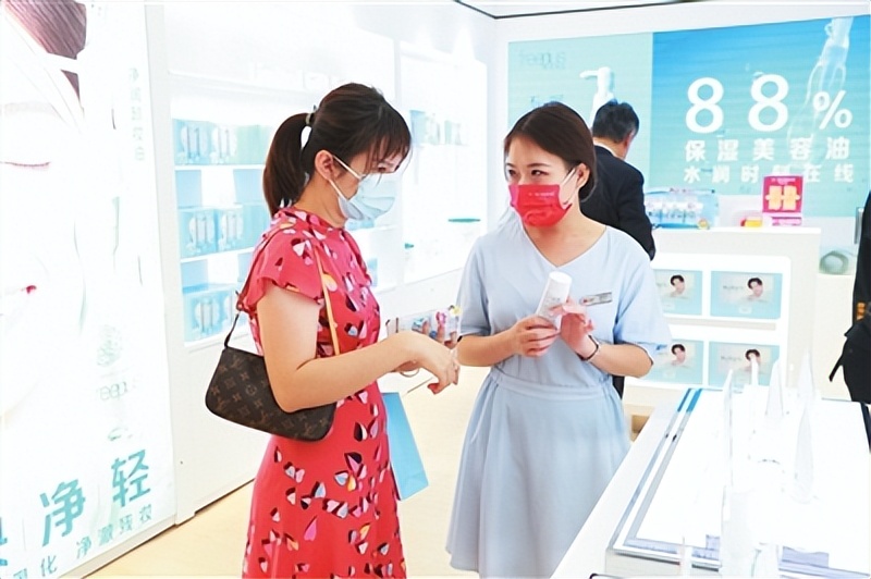 三亚离岛免税“金字招牌”越擦越亮