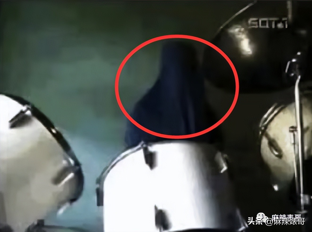 金晨模仿卡塔尔小王子晒照,金晨模仿卡塔尔王子被起诉了吗