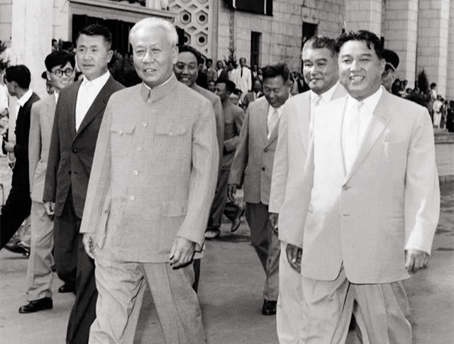 1958年和1964年，朝鲜领导人两次途经中国访问越南，线路是怎样的