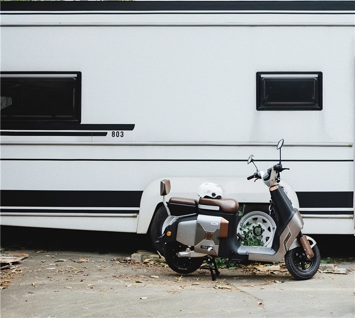 顶尖技术+绝美颜值，试骑小刀航天动力系朋克，骑上秒变酷boy！