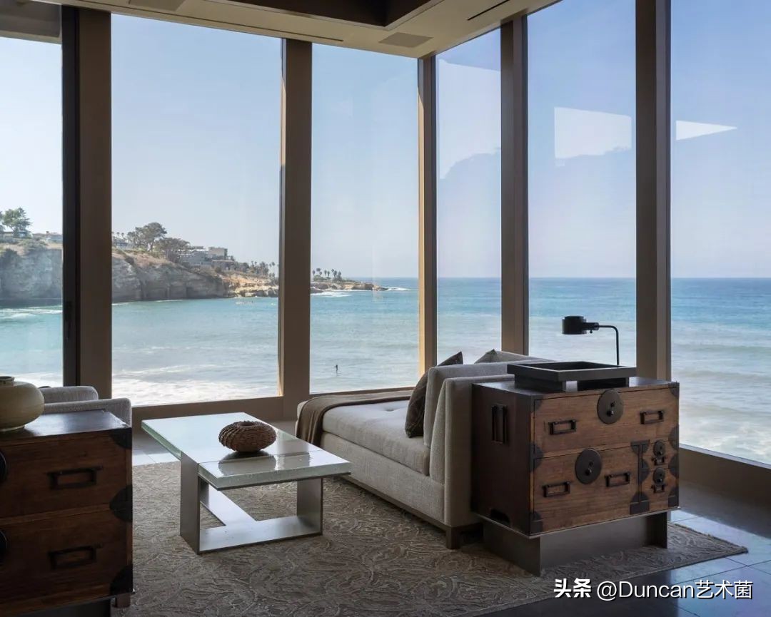 西雅图LucasInterior古朴隐逸的度假住宅