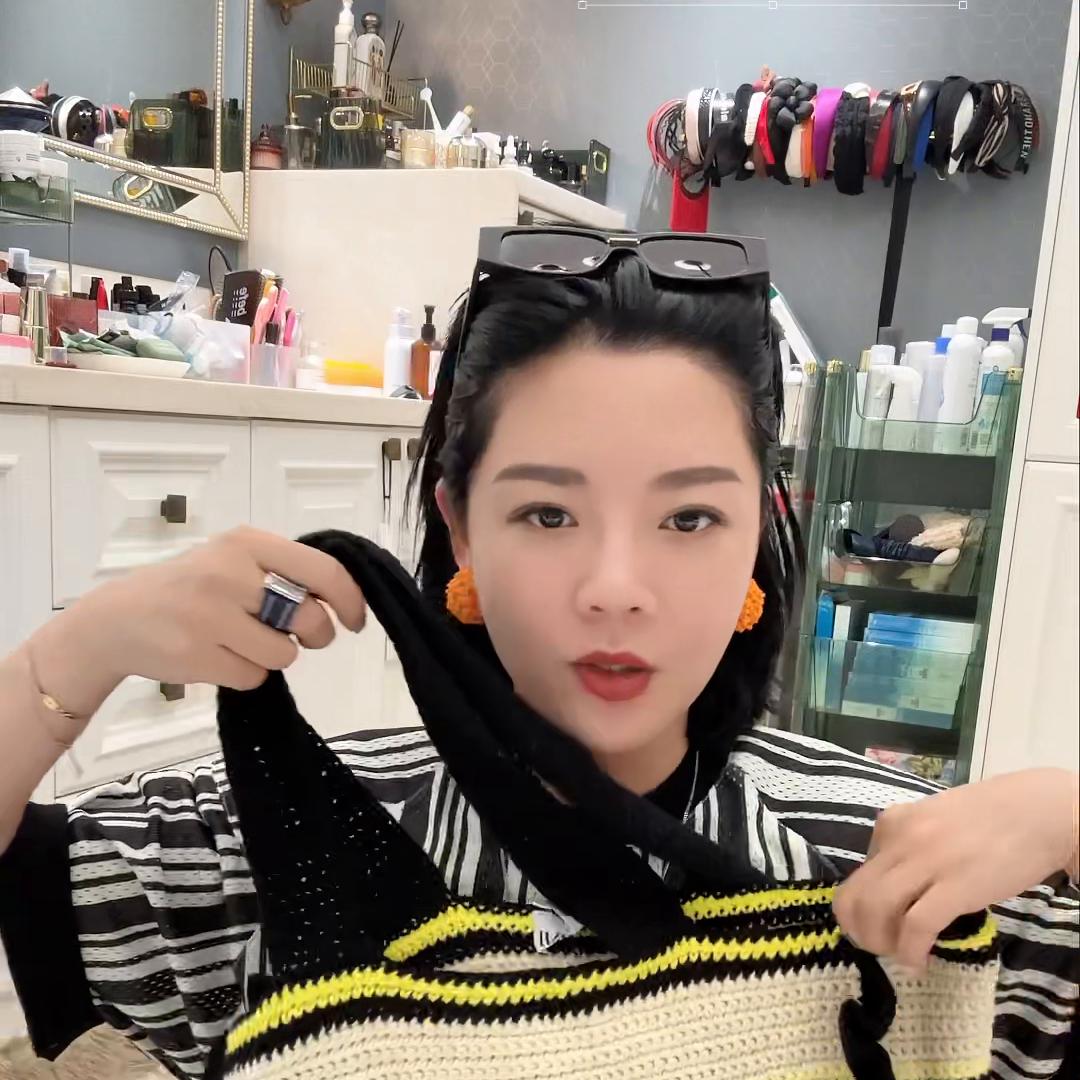 夏天要到了感觉没有衣服穿了图片,夏天到了衣服又没了