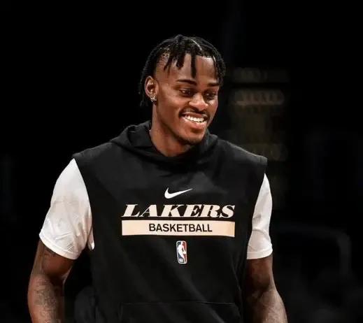 湖人消息：老詹或赛季报销，悍将续约在即，战灰熊出场更新