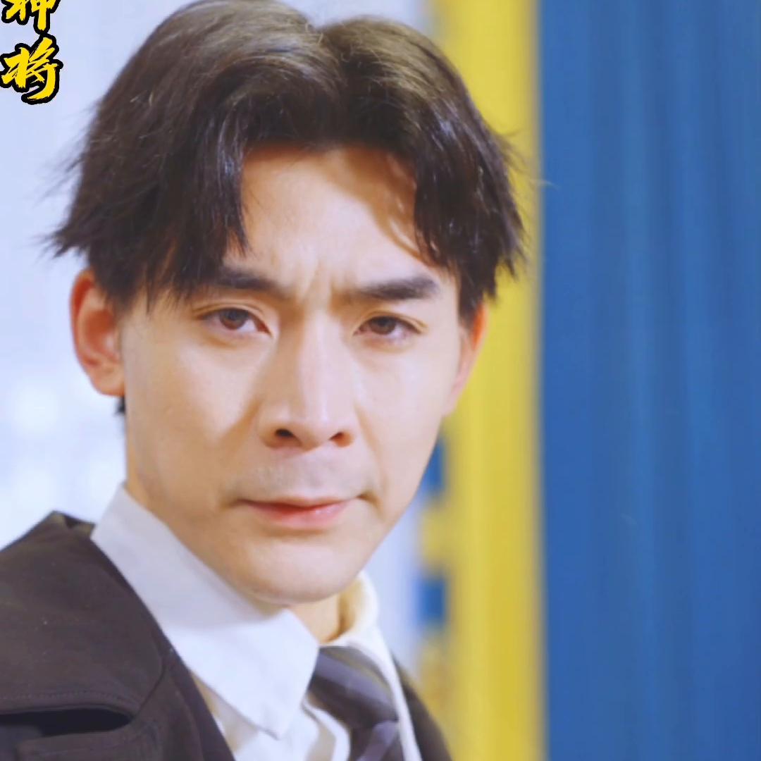 一个男人一无所有的时候,一个男人最宝贵的财富不是金钱