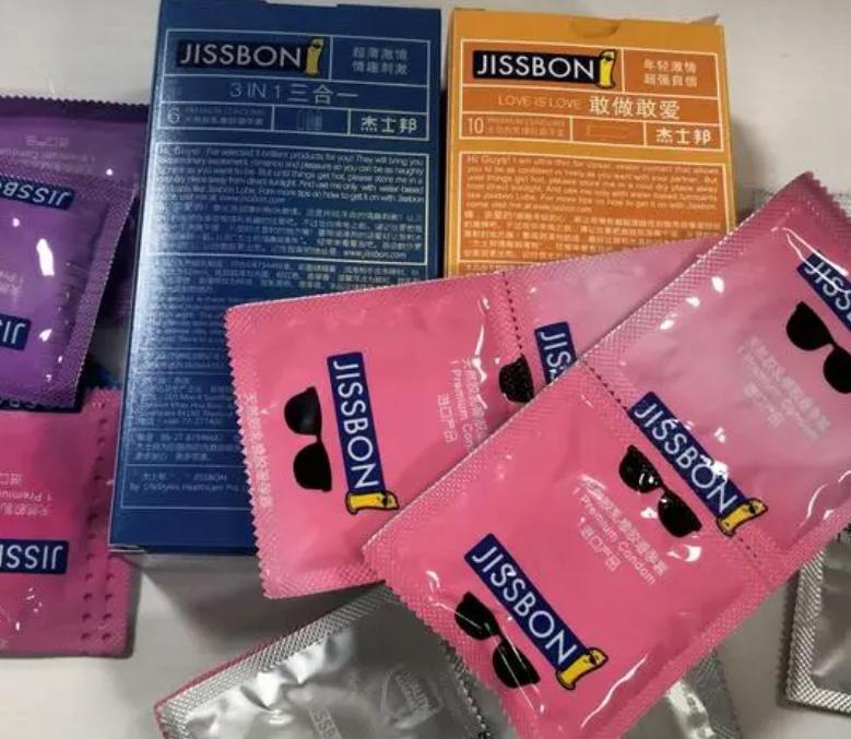 情侣酒店的避孕套究竟能不能用？用了会出啥事？