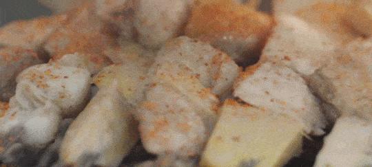 吃烧烤人生百味自己体会,烧烤带来的人间烟火气