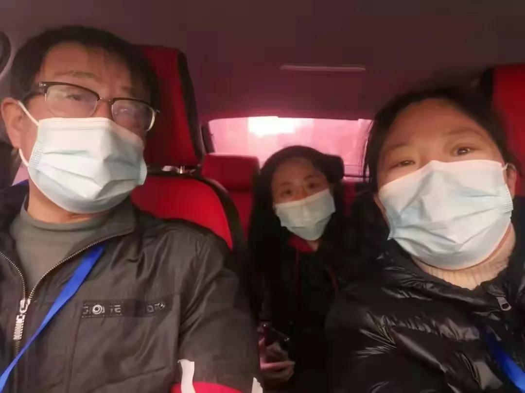 众志成城阻击疫情志愿者奋战一线,众志成城抗击疫情志愿者在行动