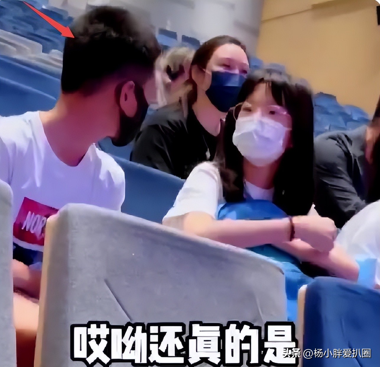 杨威让孩子在家上学,杨威送儿子杨阳洋上学