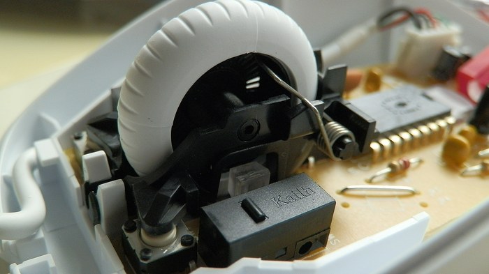 鼠标坏了自己在家如何动手修？自己动手，修理鼠标的步骤！