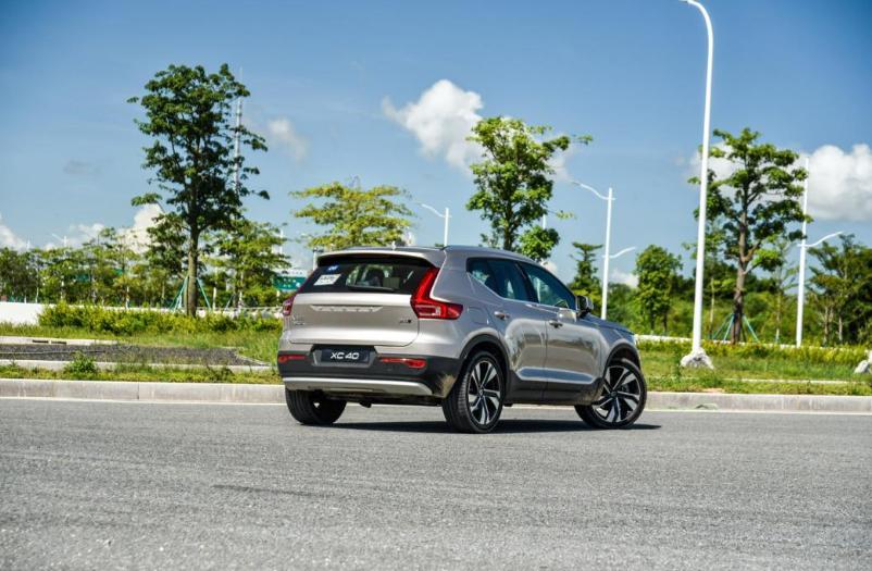 “大女主”性格的女人适合开什么车？来看看马伊琍的选择