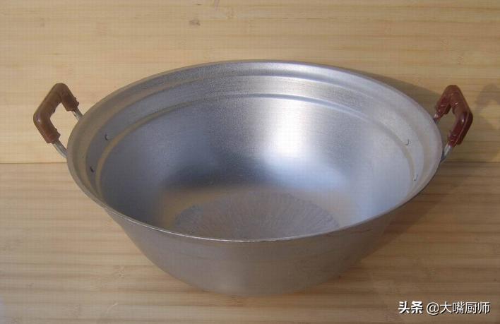 铁锅分生铁和熟铁区别挺大,铁锅分生熟哪种好