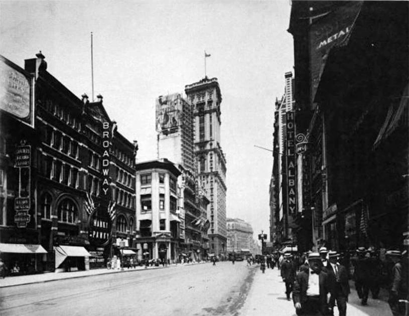 维克多拉斯提格十诫,维克多被哪里收购