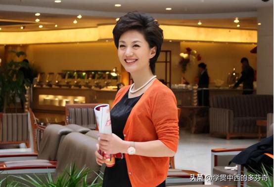 原央视主持人海霞近况,央视主持人海霞有几个儿女