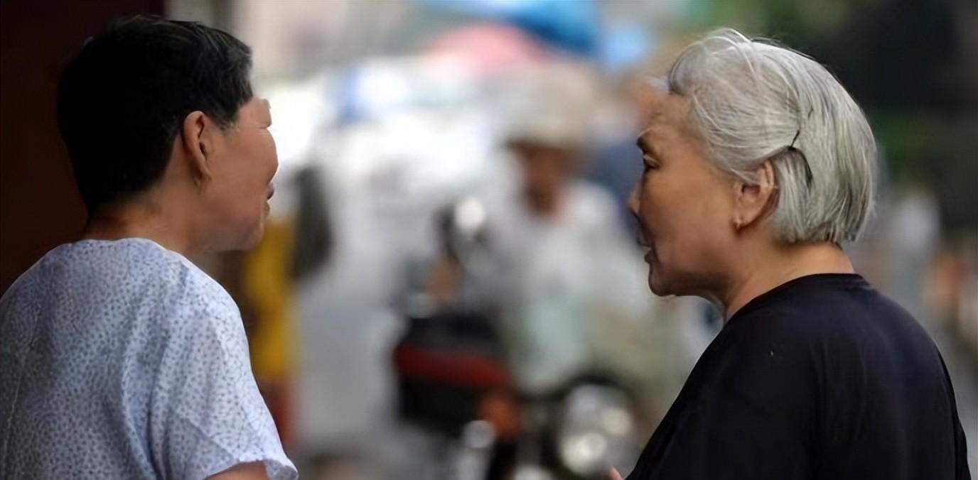 层次越低的人越爱炫耀这三样东西,低层次人总喜欢炫耀的三种东西