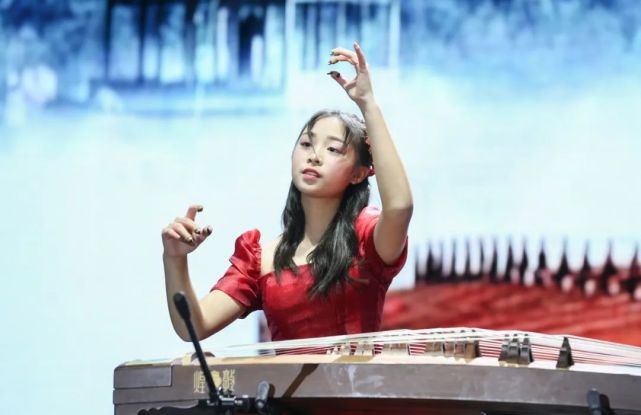 湘潭江声实验学校18届,湘潭江声实验学校教育宣传片