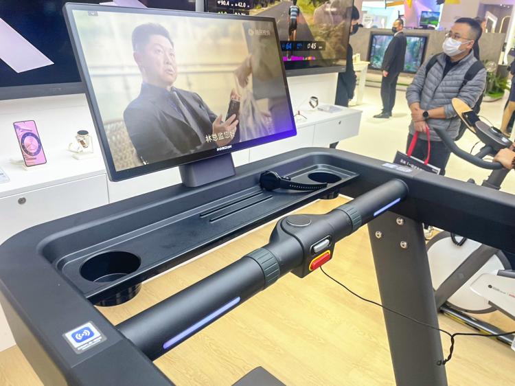 乔山跑步机tx30,华为智选乔山跑步机