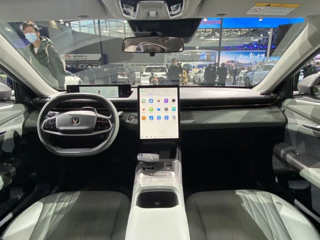 长安逸达能否比肩合资家轿标杆,长安逸达9.99万的配置