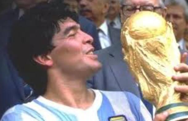 马拉多纳上帝之手被收回,马拉多纳世界杯受伤