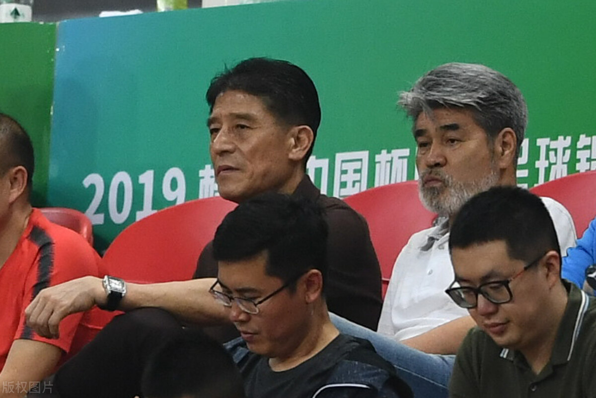 李章洙离开球员痛哭,李章洙谈重庆队解散