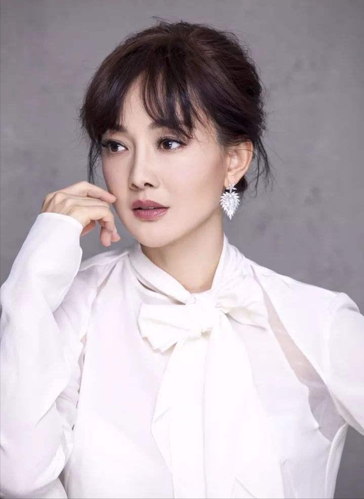 最失败硅胶脸的女星,硅胶脸女明星排行