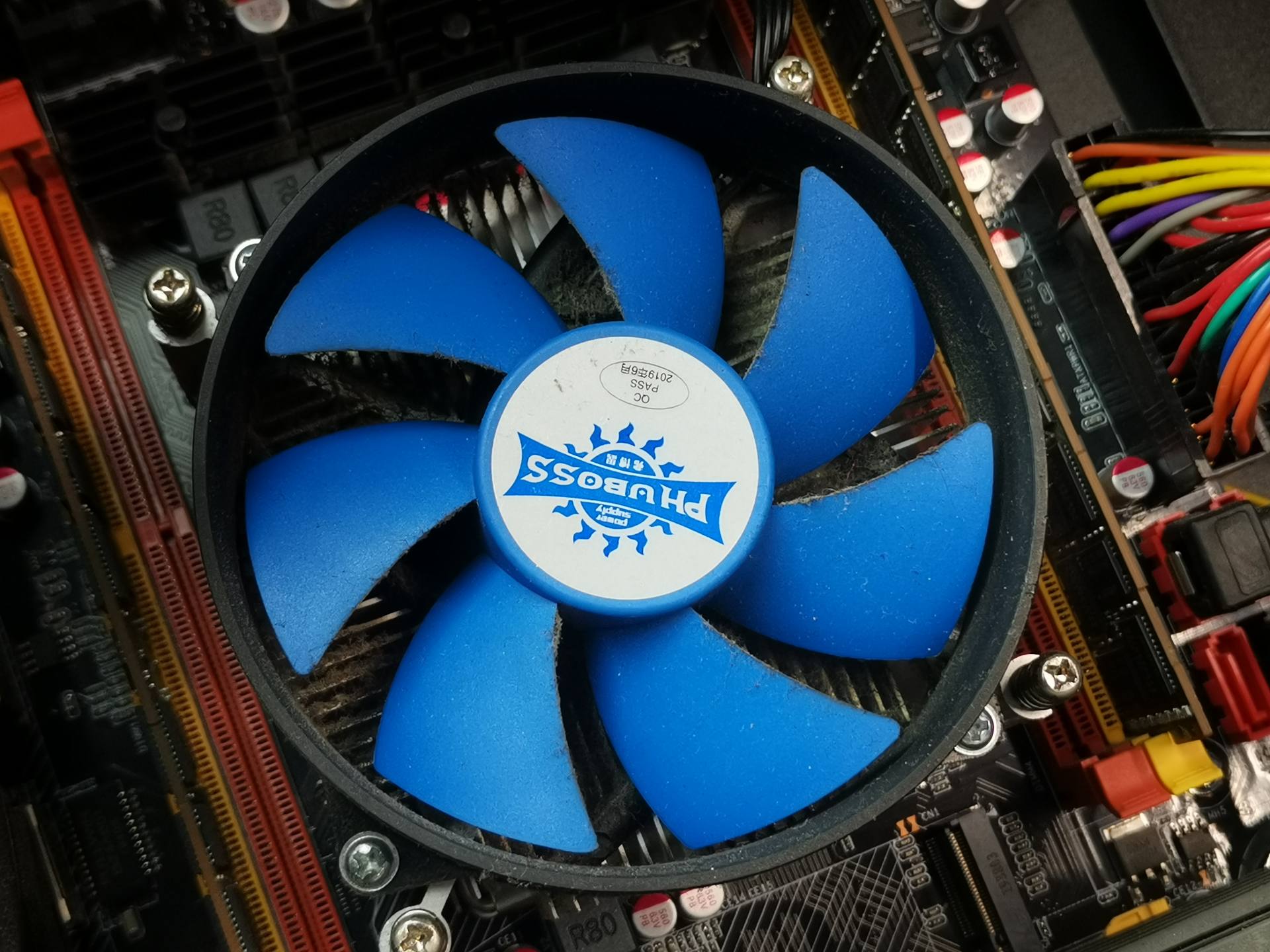 电脑小白入门买组装机,低价组装电脑内幕