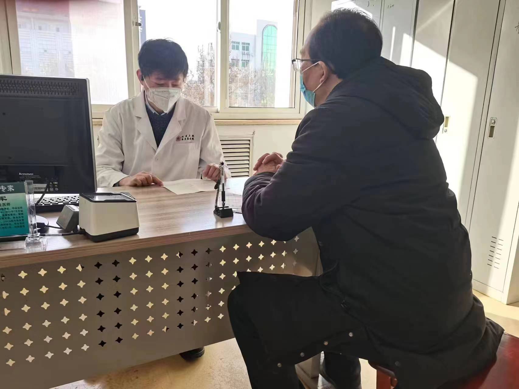 “家门口”解决大问题——北医三院泌尿外科派驻专家为秦皇岛前列腺增生患者解困惑