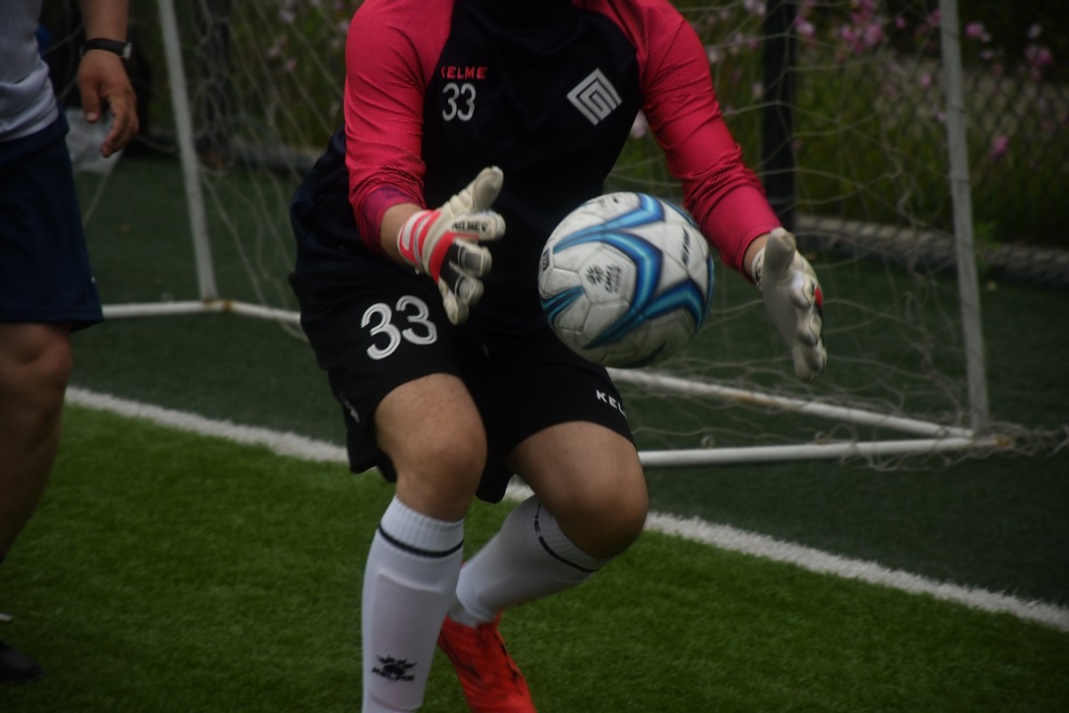 “足”梦前行“毅”往无前2023年“会展杯”足球友谊赛顺利举办