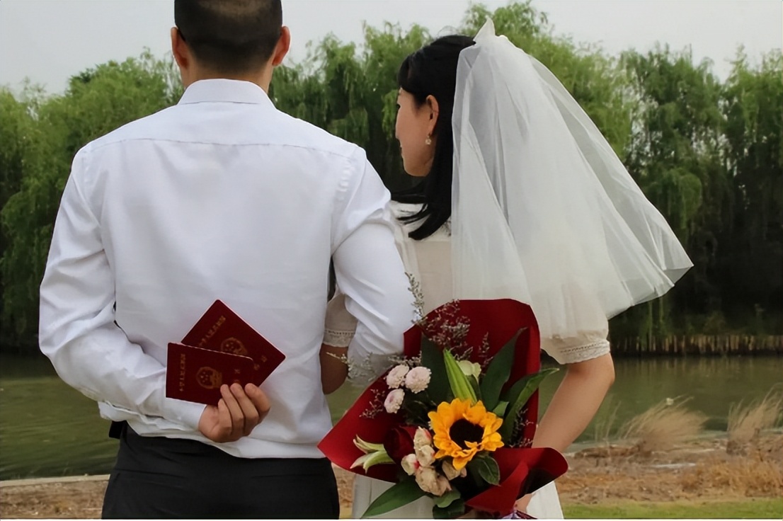 如果离婚找不到结婚证了怎么办,没有结婚证30年的离婚手续怎么办