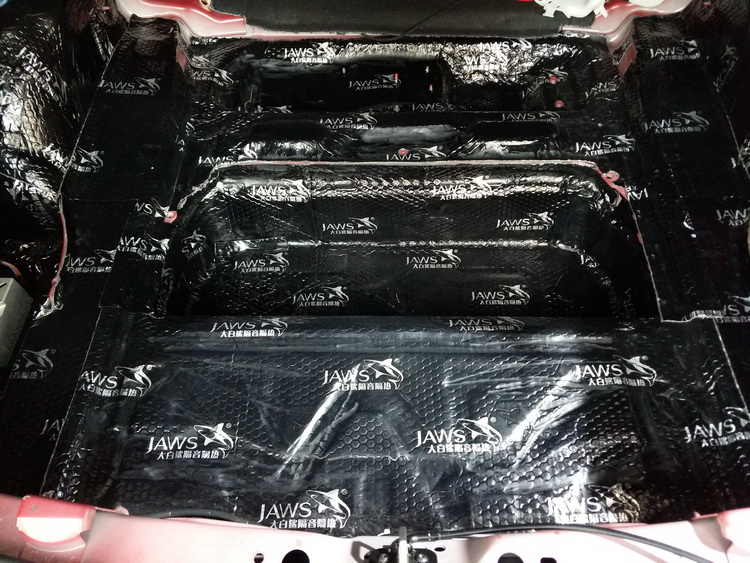 消除噪声厦门靓车港宝马320汽车隔音改装大白鲨