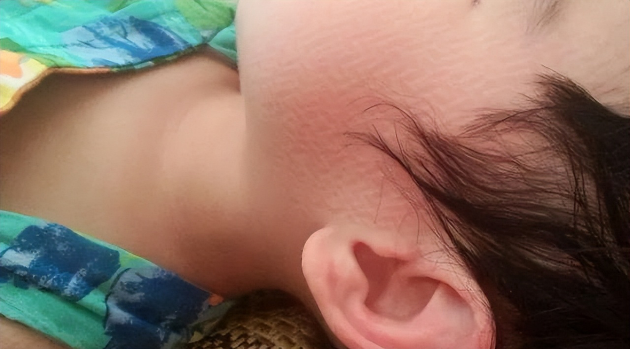 竹块凉席为啥淘汰了,凉席为何正在被年轻人抛弃