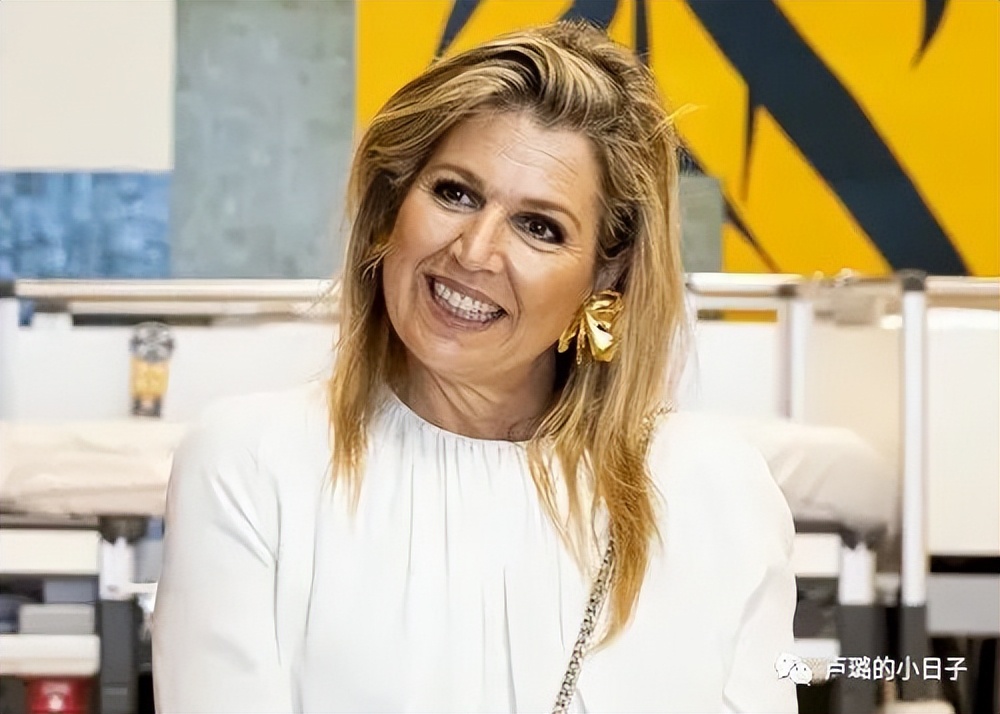 一对耳环价值36万,一对耳环一百万