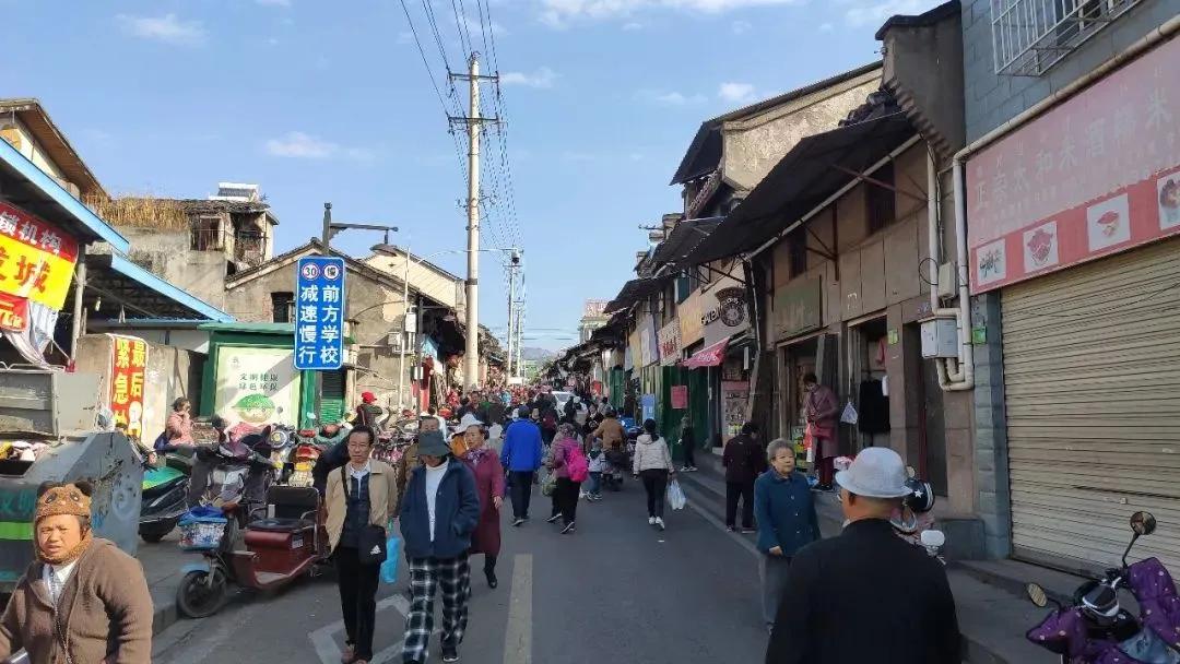 生活在大理的外地人,生活在拉萨的外地人