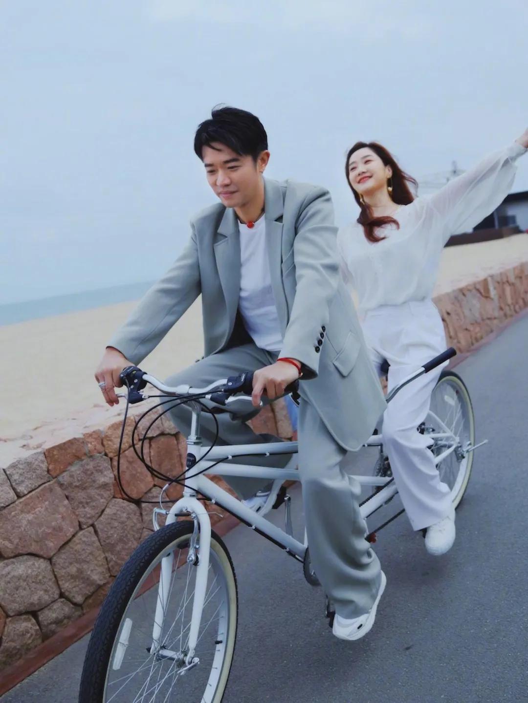 凤凰传奇这几年唱火的歌,凤凰传奇唱的歌到底有多好