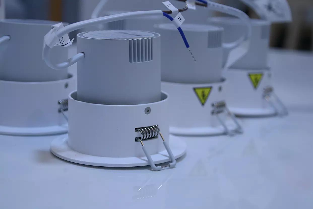 米家智能射灯测评,米家蓝牙mesh射灯评测