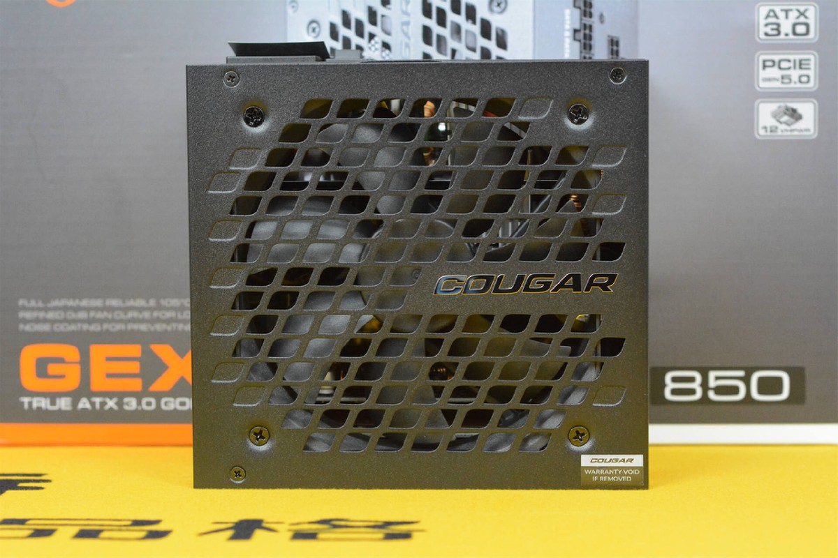 质保10年、金牌、全模组，真ATX3.0、原生PCIE5.0，骨伽GEXX2入手