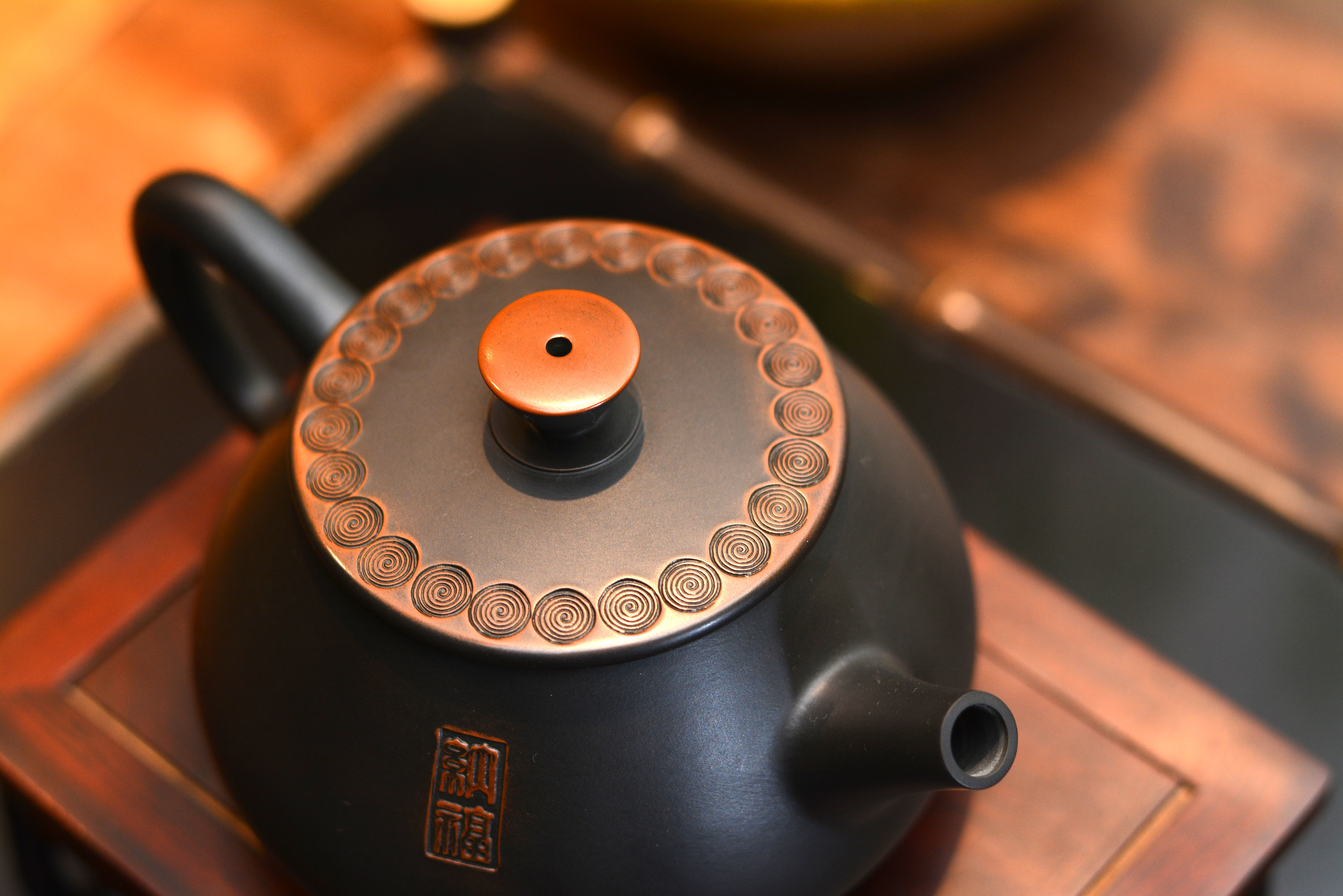 云南建水紫陶和宜兴紫砂哪个好,建水紫陶有假吗