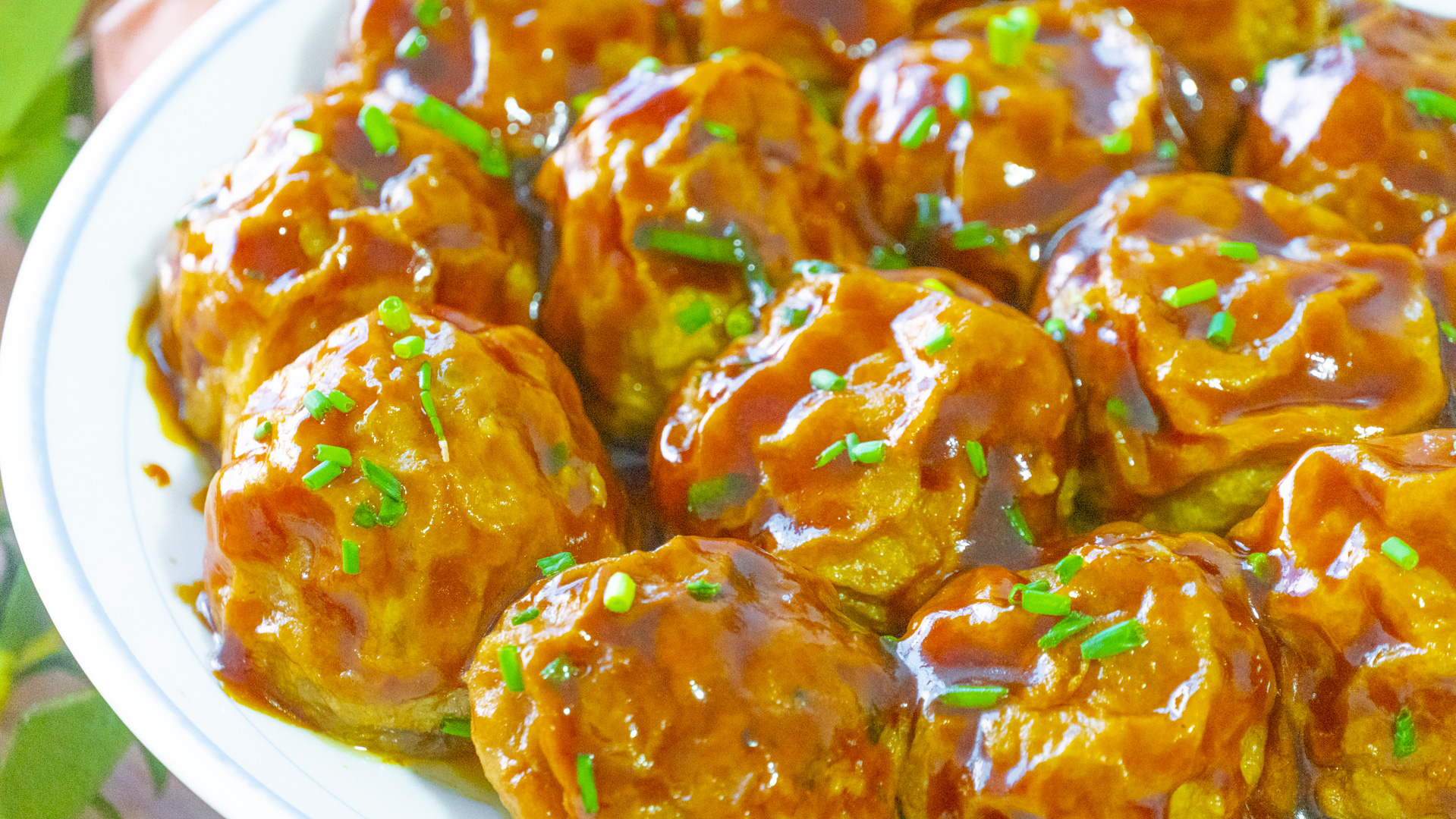 建议女人，多善待自己，少喝奶茶多吃6道菜，脸色红润，精神饱满